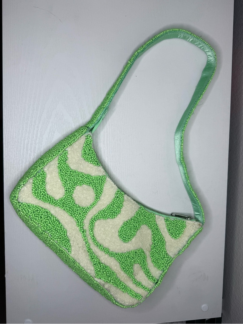 Green Beaded Pattern Shoulder Bag